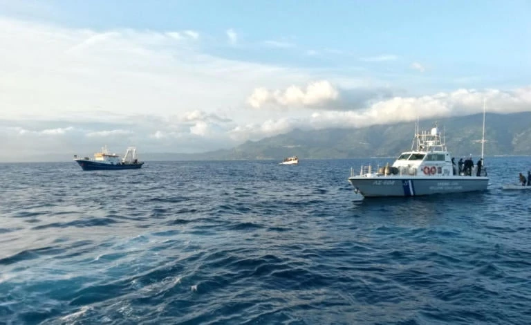 Χαλκίδα: Θρίλερ με πτώμα άνδρα που βρέθηκε να επιπλέει στη θάλασσα – Δεν έχει αναγνωριστεί η σορός του! (Εικόνα)